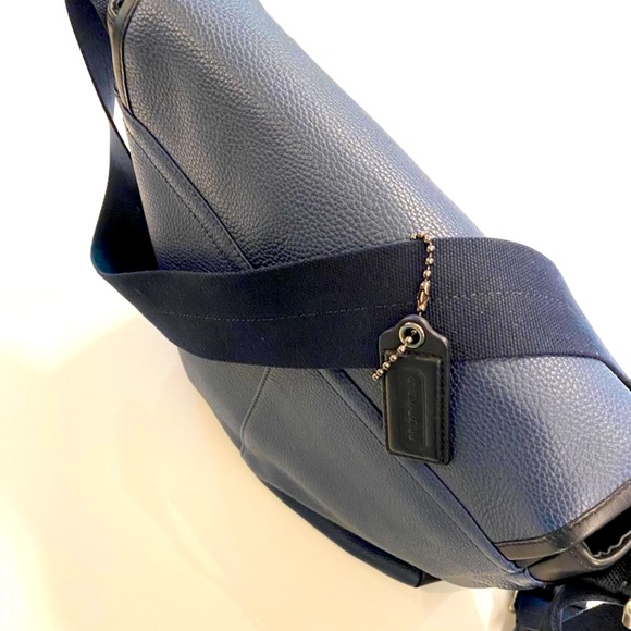 Men’s | Coach | Camden Leather Map Bag | Navy - Picture 7 of 16